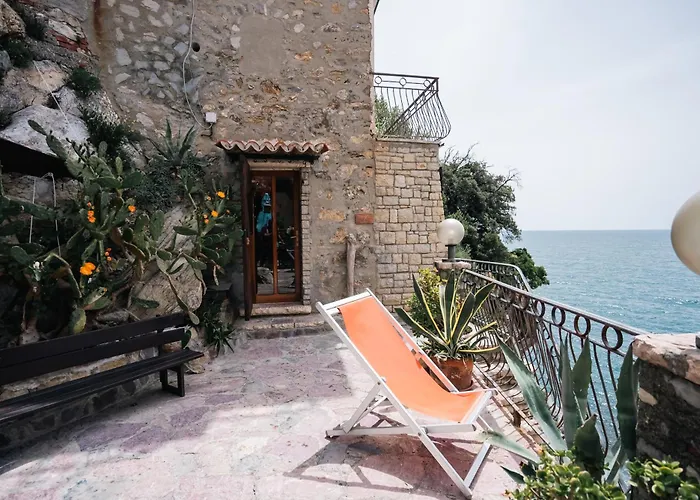 Prázdninový dům 5terre, Tellaro-unica Casa Con Accesso Al Mare