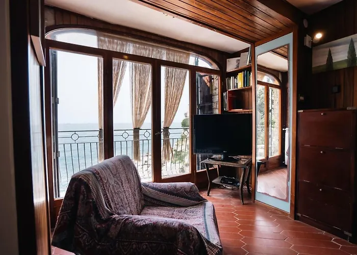 別荘 5terre, Tellaro-unica Casa Con Accesso Al Mare テッラロ